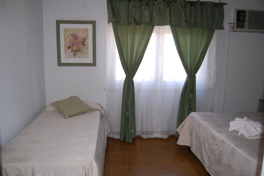 Hotel Monte Carlo Villa Carlos Paz Zimmer foto